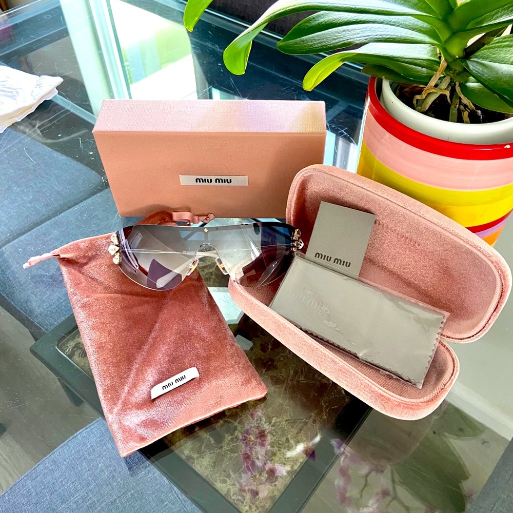 Miu miu sunglasses NEW!!!
